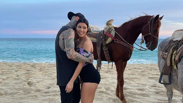 Travis Barker dan Kourtney Kardashian Hot Banget