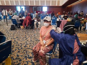 Ayo Jaga Imunitas Tubuh dengan Vaksinasi Booster, Ini Lokasinya di Surabaya Ayo Jaga Imunitas Tubuh dengan Vaksinasi Booster, Ini Lokasinya di Surabaya