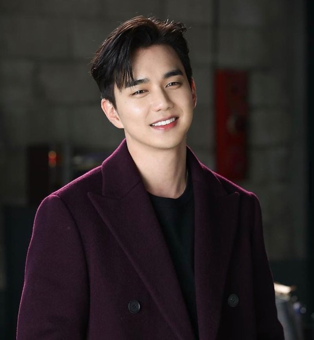 Yoo Seung Ho/Foto: instagram/withysh_0817 Yoo seung ho termasuk aktor dengan wajah tertampan 2021.