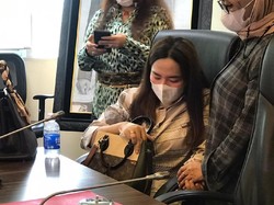 Outfit Mewah Anggiat Pasaribu Jadi Sorotan, Ini Kata Pihak Keluarga