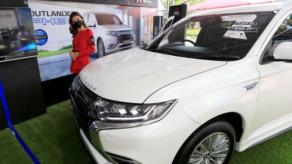 Beragam Mobil Listrik Tampil di IEMS 2021