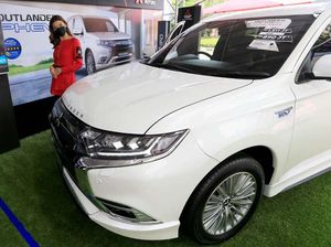 Beragam Mobil Listrik Tampil di IEMS 2021