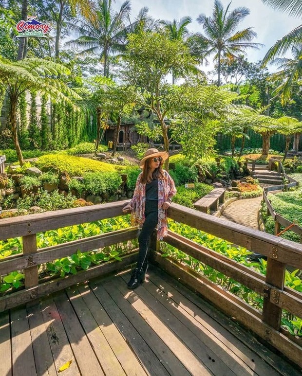 6 Tempat Instagramable di Semarang ini Wajib Kamu Kunjungi 6 Tempat Instagramable di Semarang ini Wajib Kamu Kunjungi