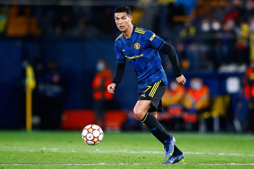 VILLARREAL, SPAIN - NOVEMBER 23: Cristiano Ronaldo of Manchester United follows the action during the UEFA Champions League group F match between Villarreal CF and Manchester United at Estadio de la Ceramica on November 23, 2021 in Villarreal, Spain. (Photo by Eric Alonso/Getty Images)