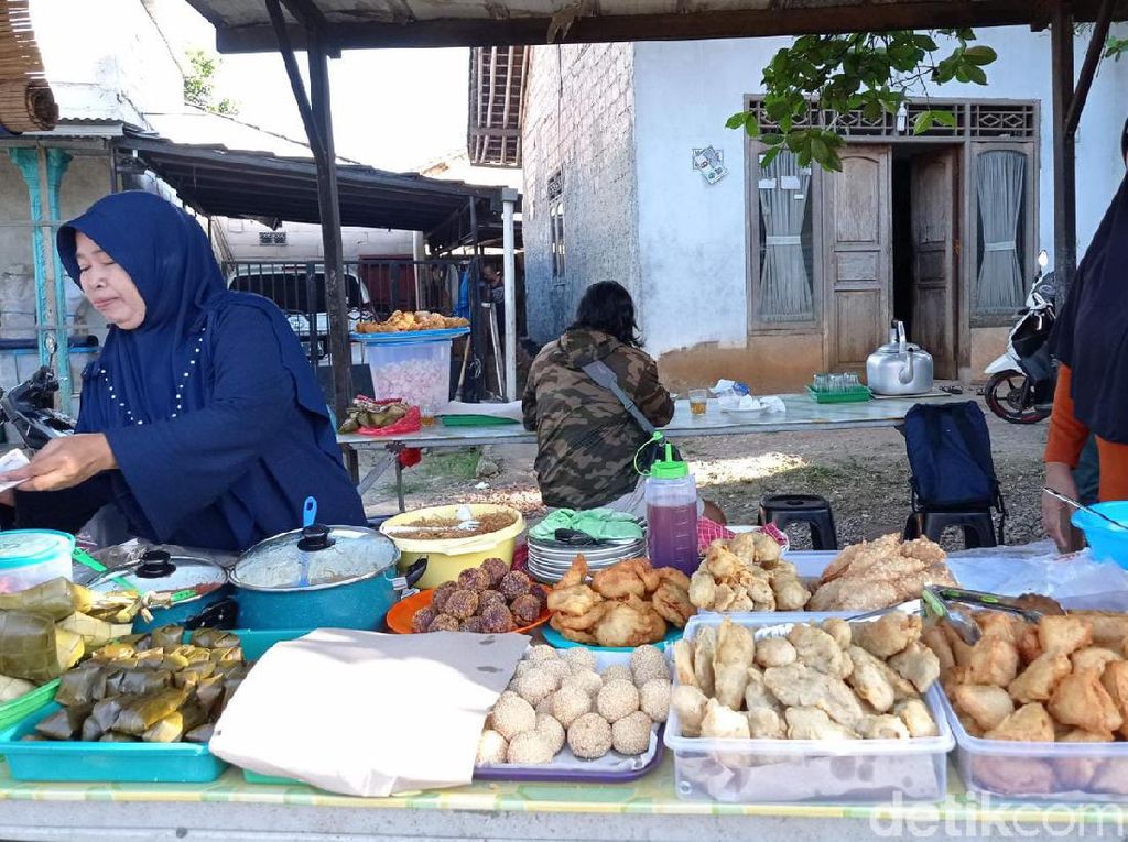 Harga Minyak Mahal, Emak-emak dan Tukang Gorengan Menjerit Harga Minyak Mahal, Emak-emak dan Tukang Gorengan Menjerit