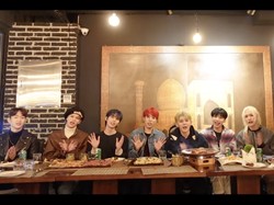 Idol Korea Ini Cicip Makanan Halal dan Ucap Bismillah Sebelum Makan
