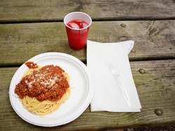 Enggak Ada Lagi Alat Makan dari Plastik... di Inggris