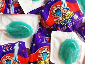 Uang Kembalian Diganti Permen, Ini Aturannya dalam Islam