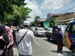 Ada Haul Habib Ali, Lalu Lintas di Pasar Kliwon Solo Macet