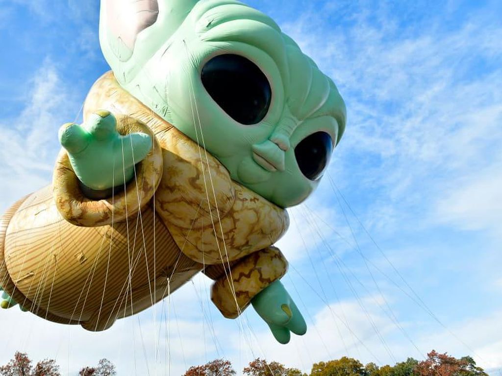 Parade Thanksgiving dengan Parade Balon Raksasa Super Gemas