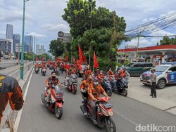 Massa Pemuda Pancasila Bergerak ke DPR, Demo Tuntut Junimart Minta Maaf