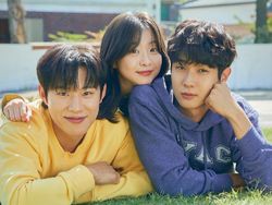 Podcast ngedrakor! Our Beloved Summer: Ji-ung Naksir Siapa Sih?