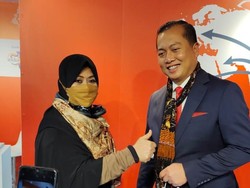 Dubes RI untuk Turki Dapat Cenderamata Syal Batik Khas Parepare