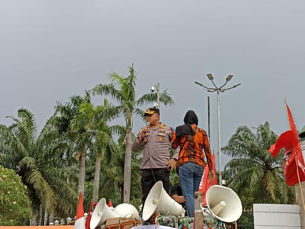 Murka Kapolres Jakpus Sebab Perwira Terluka Dikeroyok Pemuda Pancasila Murka Kapolres Jakpus Sebab Perwira Terluka Dikeroyok Pemuda Pancasila