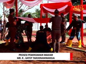 Makam Jaksa Agung Pertama Digali, Dipindahkan ke Pusara Adhyaksa Cibinong Makam Jaksa Agung Pertama Digali, Dipindahkan ke Pusara Adhyaksa Cibinong