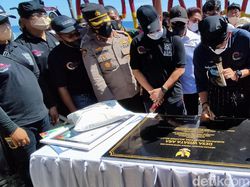 Sambangi Desa Wisata di Bulukumba, Sandiaga Janji Wujudkan Bandara