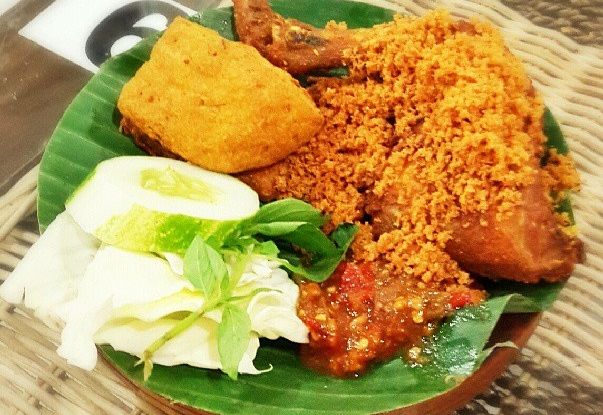 Ria Ayam Penyet di Australia
