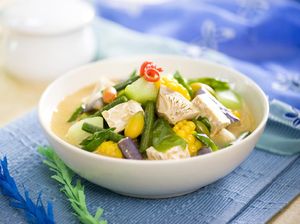5 Hal Tentang Sayur Lodeh: Sejarah hingga Filosofi 5 Hal Tentang Sayur Lodeh: Sejarah hingga Filosofi