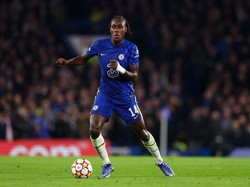 Bayern Munich Dekati Bek Chelsea Ini