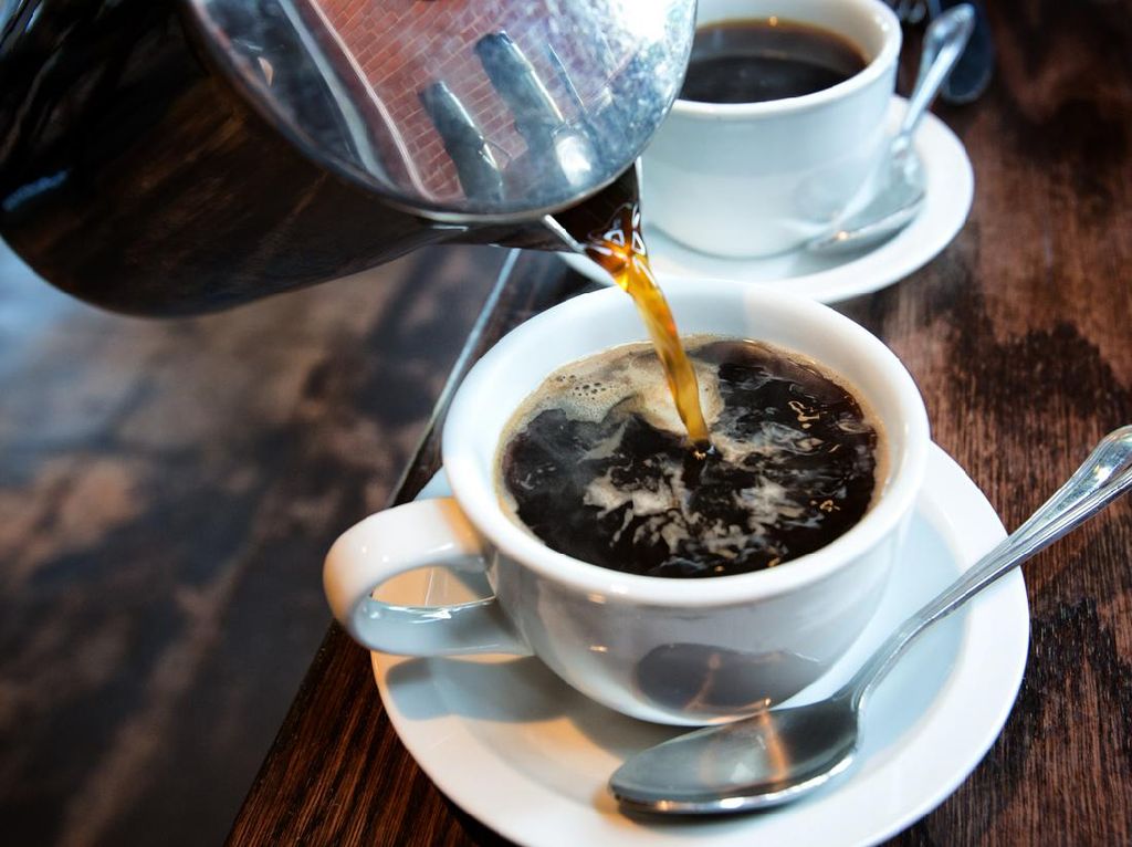Habis Vaksin Boleh Minum Kopi? Habis Vaksin Boleh Minum Kopi?