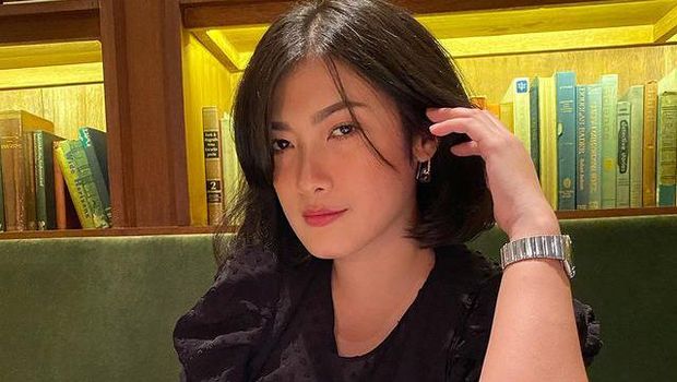 Sylvia Damayanti atau dikenal dengan Kamaya Idol menceritakan kisah spiritualnya pindah agama disorot. Yuk intip potretnya!