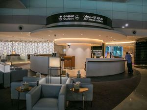 Kece Banget, Maskapai Saudia Punya Ruang Tunggu Terbesar di Dunia