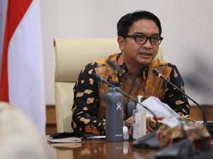 Teka-teki Kaitan Kasus Nurdin Abdullah dan Dicopotnya Dirjen Kemendagri Teka-teki Kaitan Kasus Nurdin Abdullah dan Dicopotnya Dirjen Kemendagri