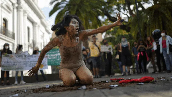 Jerit Wanita Dunia Tolak Kekerasan Terhadap Perempuan