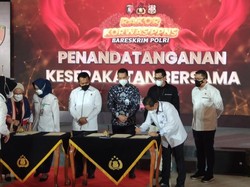 Mabes Polri Beri Penghargaan ke Penyidik PNS Kemnaker