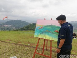 Sensasi Melukis Panorama Alam dari Ketinggian 800 Mdpl di Sumedang