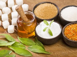 Ini Perbedaan Gula Alami dan Gula Tambahan, Mana yang Lebih Sehat?