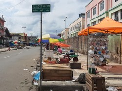 PKL Pasar Agus Salim Pekanbaru Kembali Berjualan Meski Telah Ditertibkan