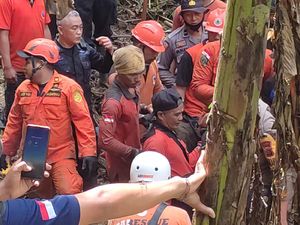 1 Wisatawan Hilang Tertimbun Longsor di Sungai Gianyar Ditemukan Tewas