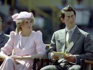 Terungkap! Putri Diana Selingkuhi Pangeran Charles Lebih Dulu Terungkap! Putri Diana Selingkuhi Pangeran Charles Lebih Dulu