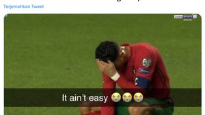 Meme Ralf Rangnick Jadi Pelatih MU, Ronaldo Keringat Deras