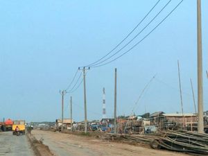 detikcom Do Your Magic: PLN Pindah Tiang Jl Raya Perancis Secara Bertahap detikcom Do Your Magic: PLN Pindah Tiang Jl Raya Perancis Secara Bertahap