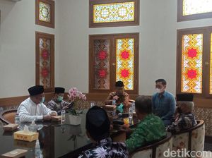 Sambangi MUI Jabar, Densus 88 Bicara Penangkapan Zain An Najah cs Sambangi MUI Jabar, Densus 88 Bicara Penangkapan Zain An Najah cs