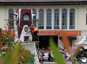 Upaya Mempercantik Tugu Jam Pasar Gede Solo