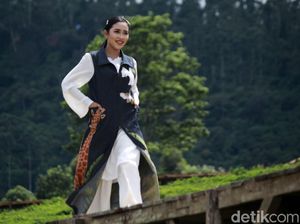 Unik! Seperti Ini Fashion Show di Tengah Perkebunan Teh di Bandung Unik! Seperti Ini Fashion Show di Tengah Perkebunan Teh di Bandung