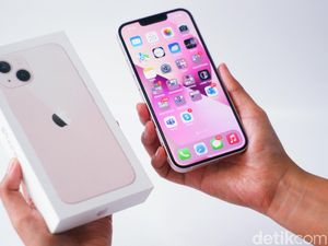 Harga iPhone 13 dan 15 di RI Turun Drastis, Jadi Segini Sekarang Harga iPhone 13 dan 15 di RI Turun Drastis, Jadi Segini Sekarang
