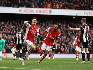 Arsenal Vs Newcastle: Meriam London Menang 2-0