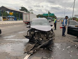 Pengemudi Mercy Lawan Arah di Tol JORR Tak Kantongi SIM dan STNK