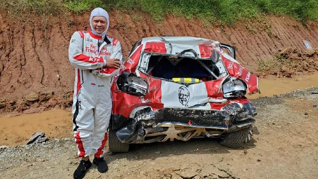 Mobil Bambang Soesatyo dan Sean Gelael Kecelakaan