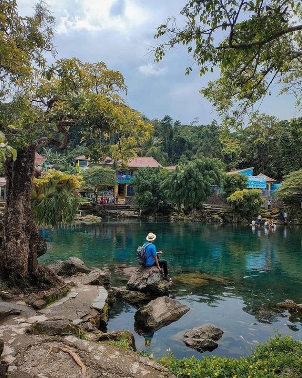 Pemandangan Talaga Herang/foto: instagram.com/jhafar.jheff Talaga Herang terkenal dengan airnya yang jernih