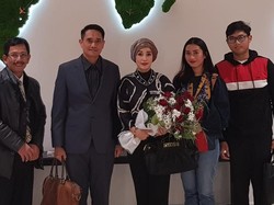 Batik Berbalut Limbah Kerang Khas Parepare Dilirik Istri Konjen RI