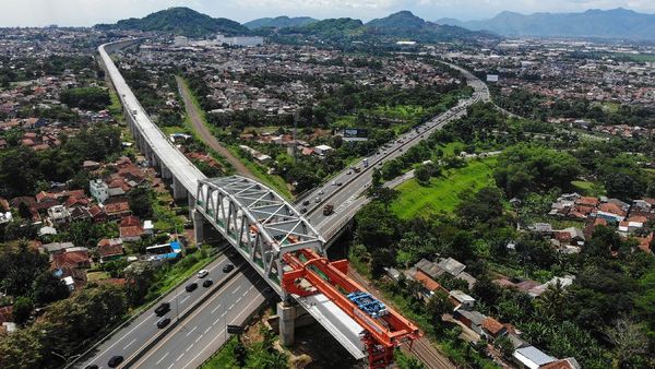 Dari Udara! Penampakan Terkini Proyek Kereta Cepat di Padalarang