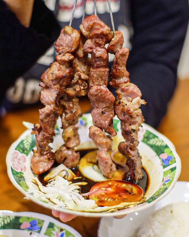 Sate klatak, kuliner khas Jogja yang wajib dicoba.