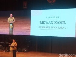 Ridwan Kamil Ajak Alumni Universitas Dongkrak Ekonomi-SDM di Jabar