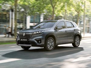 Suzuki S-Cross Generasi Ketiga Meluncur, Kini Lebih Bersih Pakai Hybrid