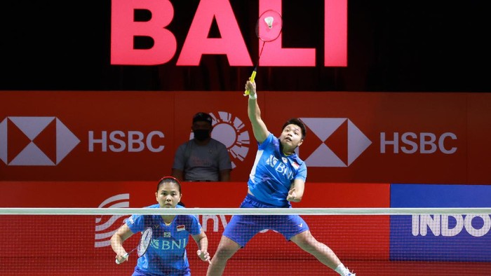 Greysia Polii/Apriyani Rahayu jadi runner-up Indonesia Open 2021 (Foto: Agustinus Tri Mulyadi / Humas PP PBSI) Greysia Polii/Apriyani Rahayu jadi runner-up Indonesia Open 2021 (Foto: Agustinus Tri Mulyadi / Humas PP PBSI)